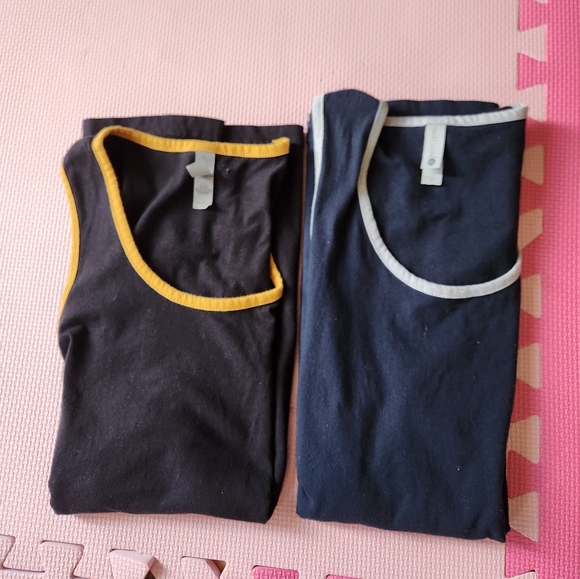 BUNDLE 2 tank tops for 15 - Picture 3 of 5